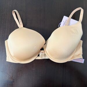 Savage X Fenty Smooth T-Shirt Bra NWT 34DD Nude Beige
